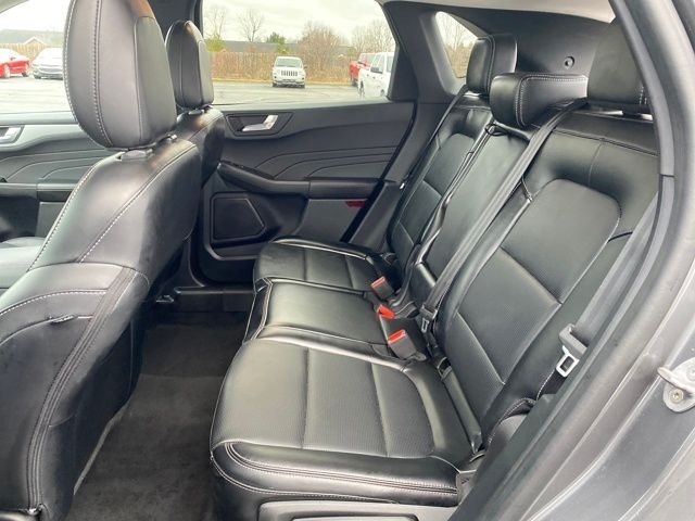 Ford Escape Platinum AWD 2023