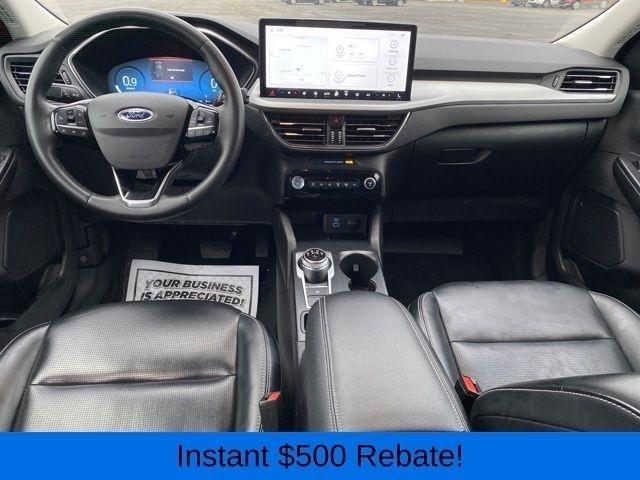 Ford Escape Platinum AWD 2023