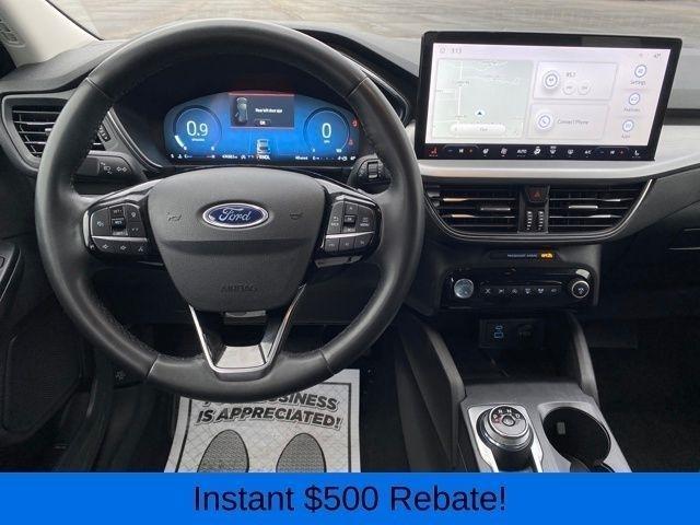 Ford Escape Platinum AWD 2023