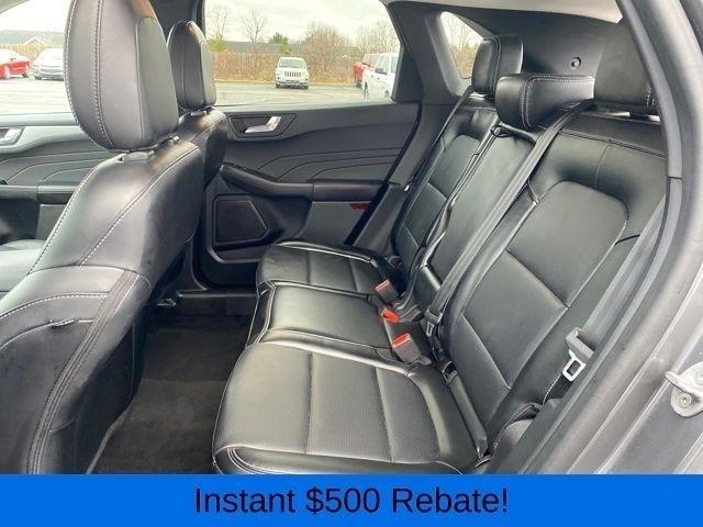 Ford Escape Platinum AWD 2023