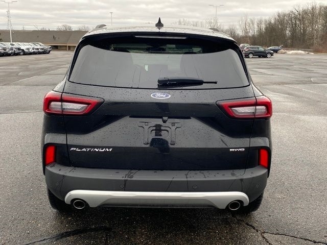 Ford Escape Platinum AWD 2023