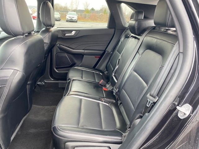 Ford Escape Platinum AWD 2023