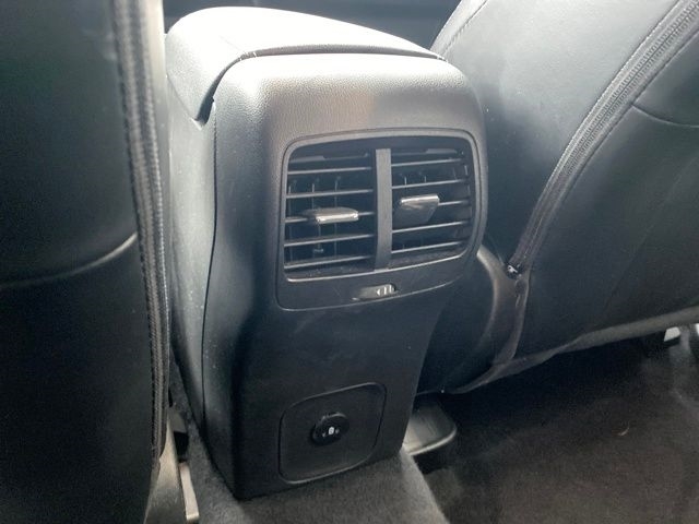 Ford Escape Platinum AWD 2023