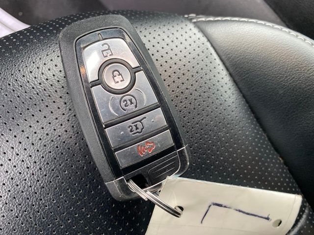 Ford Escape Platinum AWD 2023