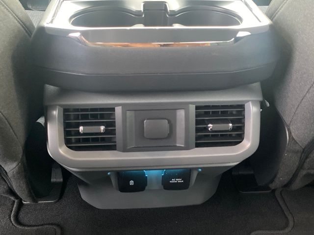 Ford F-150 XLT SuperCrew 4WD 2024