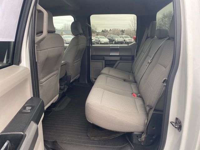 Ford F-150 XL SuperCrew 5.5-ft. Bed 4WD 2015