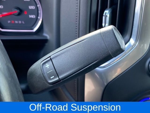 Chevrolet Silverado 1500 RST Crew Cab 4WD 2020