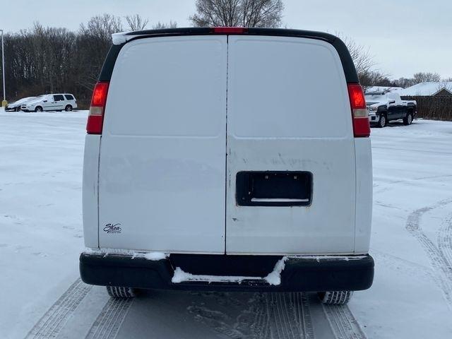 GMC Savana G2500 Cargo 2012