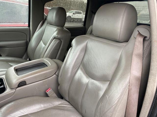 Chevrolet Avalanche 2500 4WD 2005