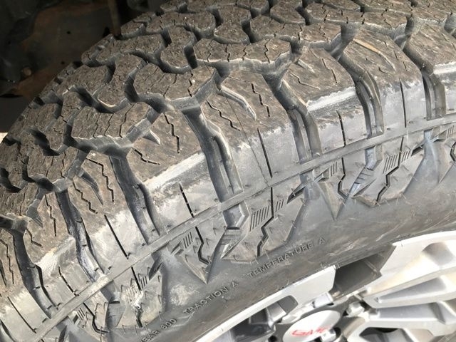 GMC Sierra 1500 AT4 Crew Cab Long Box 4WD 2020