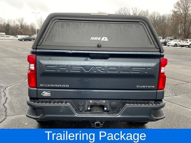 Chevrolet Silverado 1500 Custom Crew Cab Long Box 4WD 2020