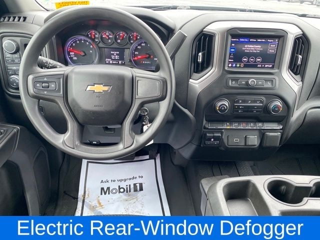 Chevrolet Silverado 1500 Custom Crew Cab Long Box 4WD 2020