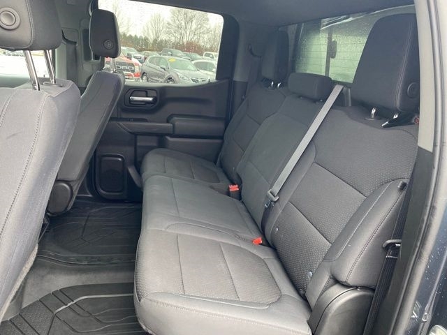 Chevrolet Silverado 1500 Custom Crew Cab Long Box 4WD 2020