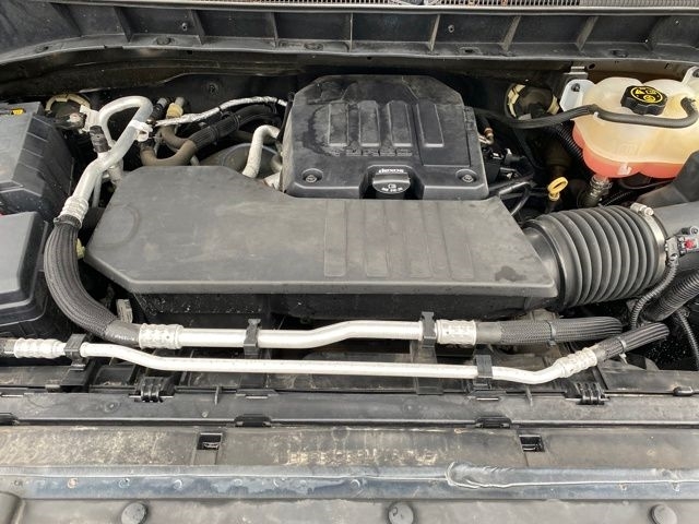 Chevrolet Silverado 1500 Custom Crew Cab Long Box 4WD 2020