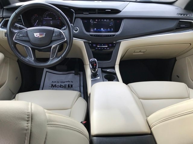 Cadillac XT5 Base AWD 2019