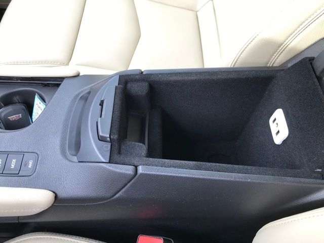 Cadillac XT5 Base AWD 2019