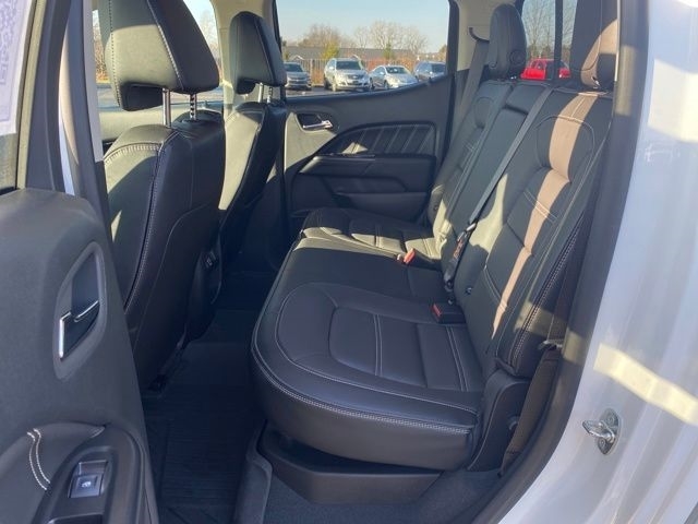 GMC Canyon Denali Crew Cab Long Box 4WD 2022