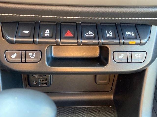 GMC Canyon Denali Crew Cab Long Box 4WD 2022