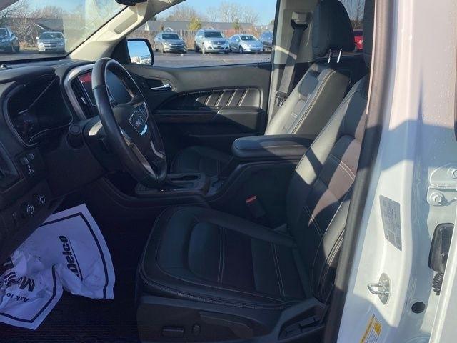 GMC Canyon Denali Crew Cab Long Box 4WD 2022