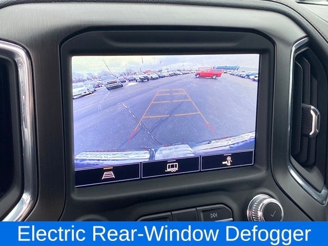 GMC Sierra 1500 AT4 Crew Cab Long Box 4WD 2021