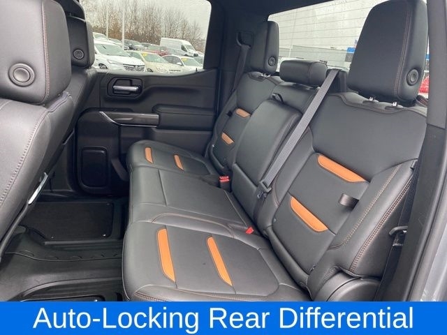 GMC Sierra 1500 AT4 Crew Cab Long Box 4WD 2021