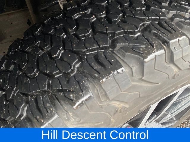 GMC Sierra 1500 AT4 Crew Cab Long Box 4WD 2021