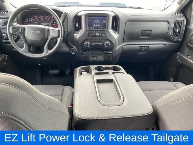 Chevrolet Silverado 1500 Trail Boss Custom Crew Cab 4WD 2022