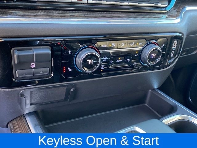 Chevrolet Silverado 1500 Trail Boss LT Crew Cab 4WD 2023