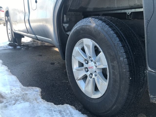 GMC Sierra 1500 Pro Short Box 4WD 2023