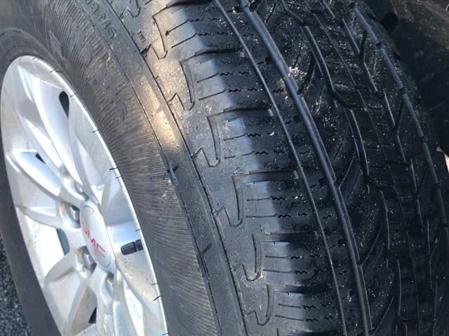 GMC Sierra 1500 Pro Short Box 4WD 2023