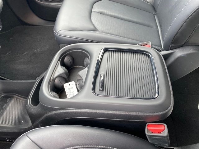 Chrysler Pacifica Hybrid Select 2024