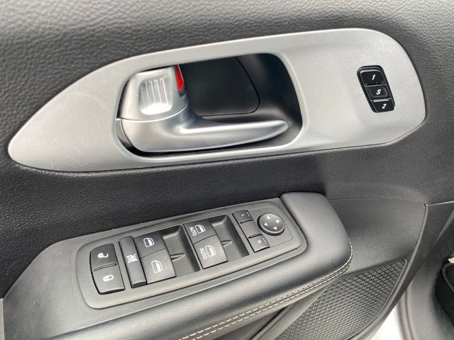 Chrysler Pacifica Hybrid Select 2024