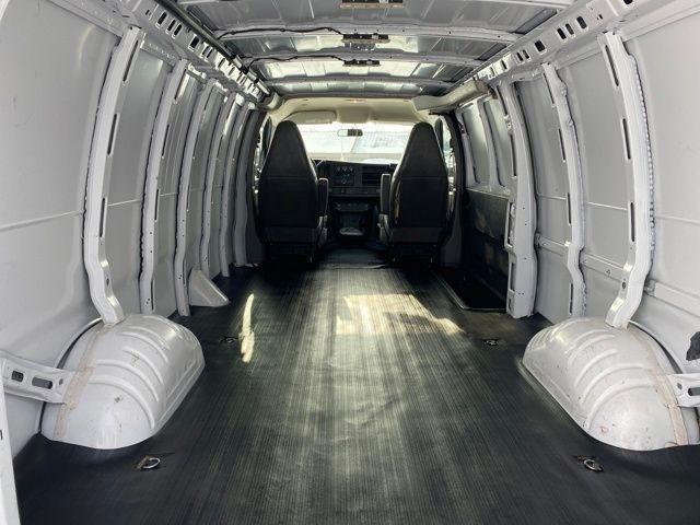 GMC Savana G2500 Extended Cargo 2024