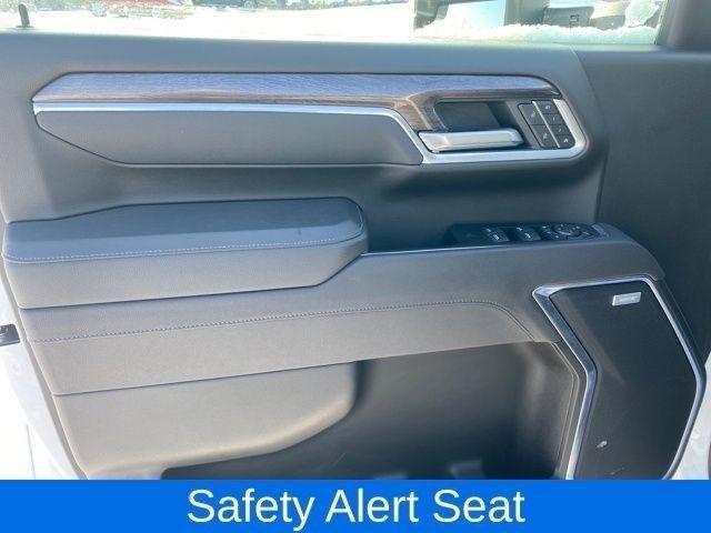 Chevrolet Silverado 2500HD LTZ Crew Cab Long Box 4WD 2025