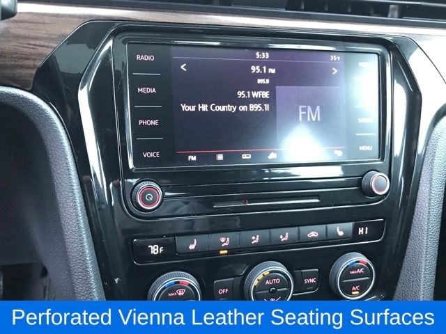 Volkswagen Passat Highline 2022