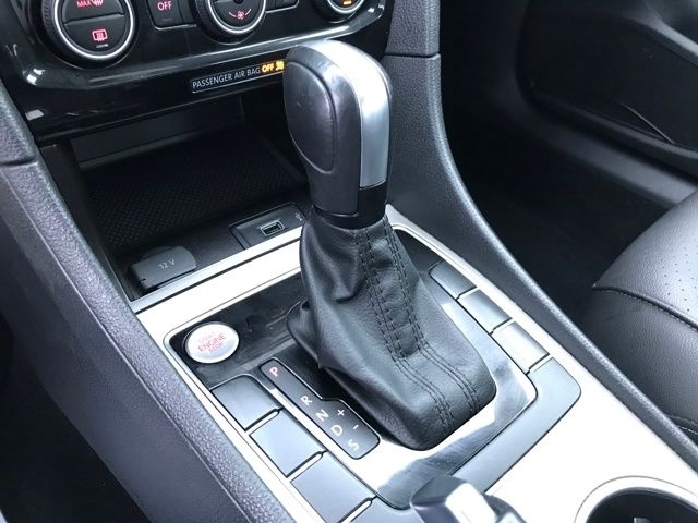 Volkswagen Passat Highline 2022