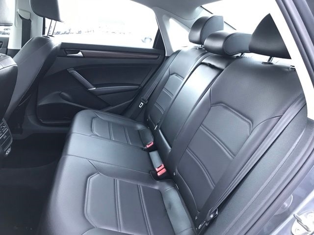 Volkswagen Passat Highline 2022