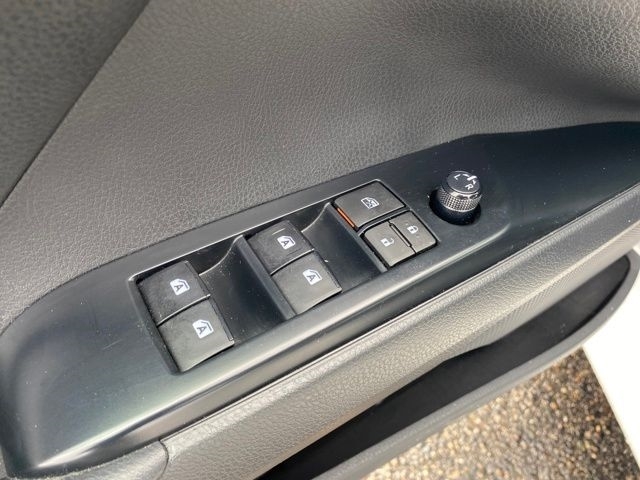 Toyota Camry Hybrid LE 2020