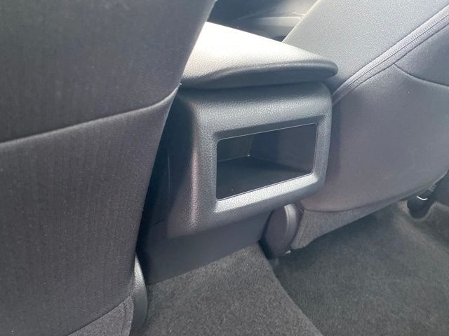 Toyota Camry Hybrid LE 2020