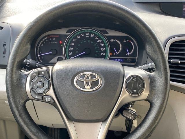 Toyota Venza LE I4 AWD 2014