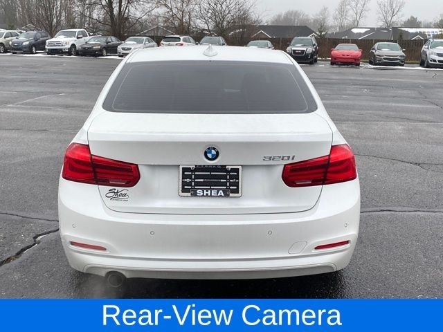 BMW 3-Series 320i Sedan 2017