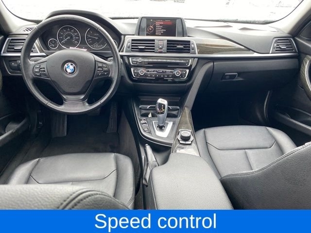 BMW 3-Series 320i Sedan 2017