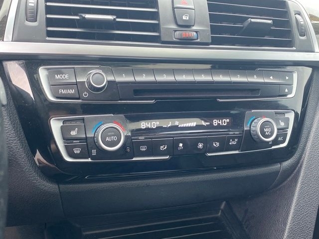 BMW 3-Series 320i Sedan 2017