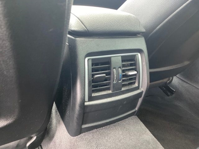 BMW 3-Series 320i Sedan 2017