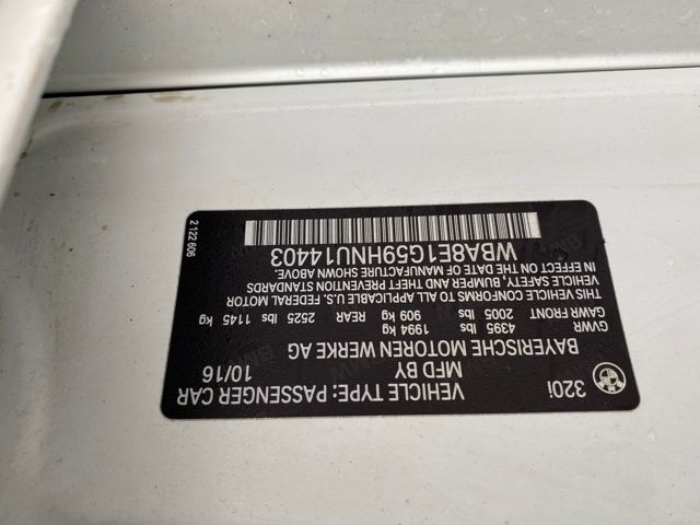 BMW 3-Series 320i Sedan 2017