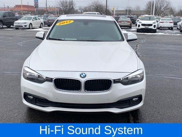 BMW 3-Series 320i Sedan 2017