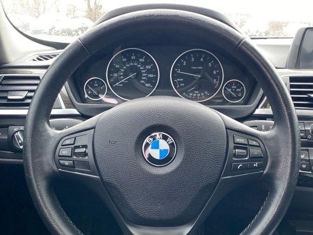 BMW 3-Series 320i Sedan 2017