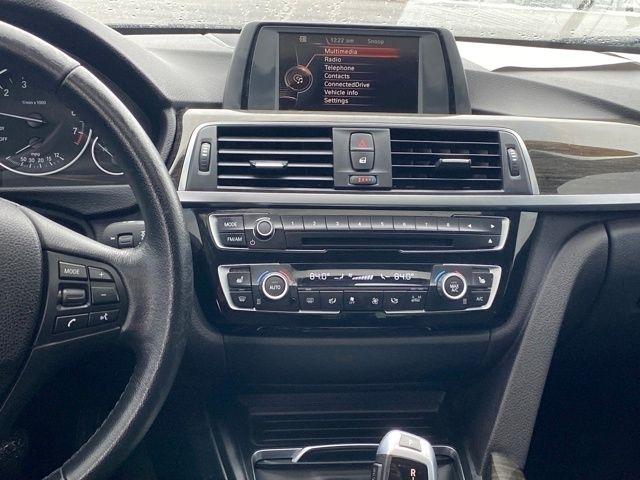 BMW 3-Series 320i Sedan 2017