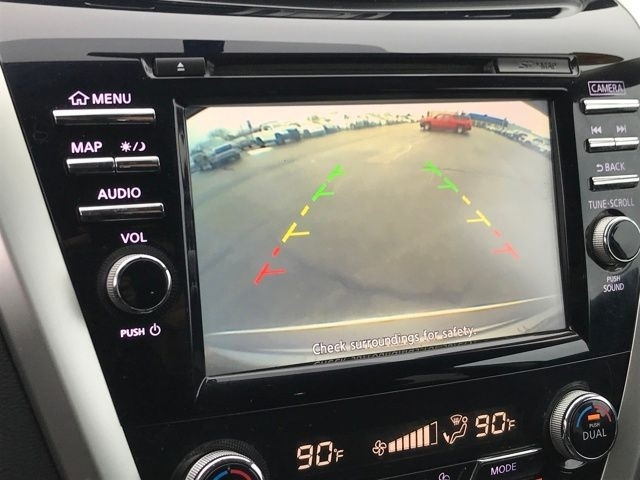 Nissan Murano SV AWD 2017