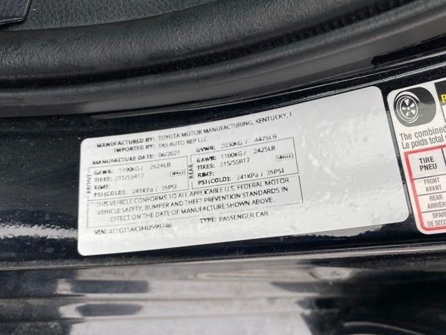 Toyota Camry SE 2021